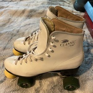 Roller Derby Classic 300 Roller-skates SZ 9
